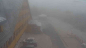 Sporthotel Kurzovní - Parkoviště a hlavní vchod - 23.12.2025 v 09:35 Sporthotel Kurzovní - Parkoviště a hlavní vchod - 23.12.2025 v 09:35