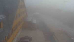 Sporthotel Kurzovní - Parkoviště a hlavní vchod - 23.12.2025 v 10:45 Sporthotel Kurzovní - Parkoviště a hlavní vchod - 23.12.2025 v 10:45