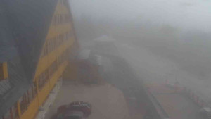 Sporthotel Kurzovní - Parkoviště a hlavní vchod - 23.12.2025 v 11:05 Sporthotel Kurzovní - Parkoviště a hlavní vchod - 23.12.2025 v 11:05