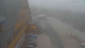 Sporthotel Kurzovní - Parkoviště a hlavní vchod - 23.12.2025 v 15:35 Sporthotel Kurzovní - Parkoviště a hlavní vchod - 23.12.2025 v 15:35