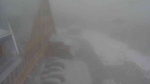 Sporthotel Kurzovní - Parkoviště a hlavní vchod - 24.12.2025 v 09:40 Sporthotel Kurzovní - Parkoviště a hlavní vchod - 24.12.2025 v 09:40