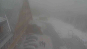 Sporthotel Kurzovní - Parkoviště a hlavní vchod - 24.12.2025 v 10:00 Sporthotel Kurzovní - Parkoviště a hlavní vchod - 24.12.2025 v 10:00