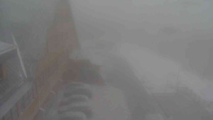 Sporthotel Kurzovní - Parkoviště a hlavní vchod - 24.12.2025 v 10:10 Sporthotel Kurzovní - Parkoviště a hlavní vchod - 24.12.2025 v 10:10