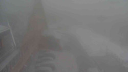 Parkoviště a hlavní vchod