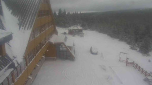 Sporthotel Kurzovní - Parkoviště a hlavní vchod - 31.12.2025 v 09:30 Sporthotel Kurzovní - Parkoviště a hlavní vchod - 31.12.2025 v 09:30