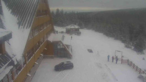 Sporthotel Kurzovní - Parkoviště a hlavní vchod - 31.12.2025 v 13:30 Sporthotel Kurzovní - Parkoviště a hlavní vchod - 31.12.2025 v 13:30