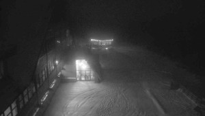 Sporthotel Kurzovní - Parkoviště a hlavní vchod - 31.12.2025 v 16:40 Sporthotel Kurzovní - Parkoviště a hlavní vchod - 31.12.2025 v 16:40