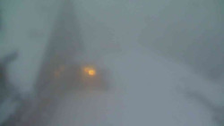 Parkoviště a hlavní vchod