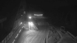 Parkoviště a hlavní vchod