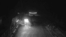 Parkoviště a hlavní vchod