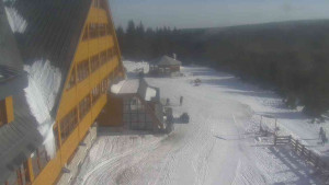 Sporthotel Kurzovní - Parkoviště a hlavní vchod - 22.1.2026 v 12:00 Sporthotel Kurzovní - Parkoviště a hlavní vchod - 22.1.2026 v 12:00