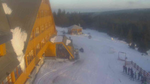 Sporthotel Kurzovní - Parkoviště a hlavní vchod - 22.1.2026 v 16:00 Sporthotel Kurzovní - Parkoviště a hlavní vchod - 22.1.2026 v 16:00