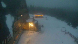 Sporthotel Kurzovní - Parkoviště a hlavní vchod - 22.1.2026 v 17:00 Sporthotel Kurzovní - Parkoviště a hlavní vchod - 22.1.2026 v 17:00