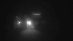 Parkoviště a hlavní vchod