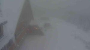 Sporthotel Kurzovní - Parkoviště a hlavní vchod - 30.1.2026 v 16:40 Sporthotel Kurzovní - Parkoviště a hlavní vchod - 30.1.2026 v 16:40