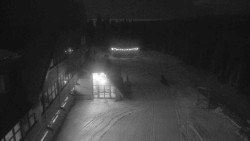 Parkoviště a hlavní vchod