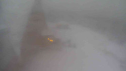 Parkoviště a hlavní vchod