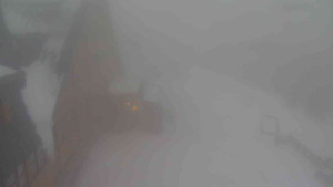 Sporthotel Kurzovní - Parkoviště a hlavní vchod - 6.2.2026 v 07:20 Sporthotel Kurzovní - Parkoviště a hlavní vchod - 6.2.2026 v 07:20