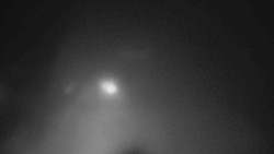 Parkoviště a hlavní vchod