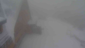 Sporthotel Kurzovní - Parkoviště a hlavní vchod - 13.2.2026 v 09:20 Sporthotel Kurzovní - Parkoviště a hlavní vchod - 13.2.2026 v 09:20