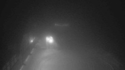 Parkoviště a hlavní vchod