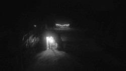 Parkoviště a hlavní vchod