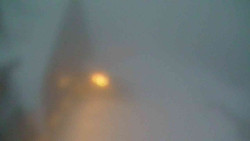 Parkoviště a hlavní vchod