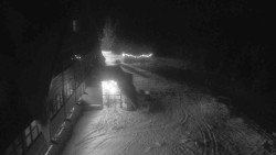 Parkoviště a hlavní vchod