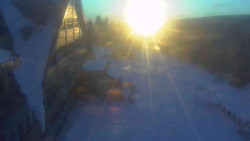 Parkoviště a hlavní vchod