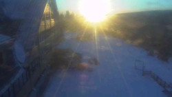 Parkoviště a hlavní vchod