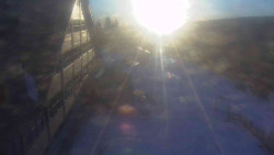 Parkoviště a hlavní vchod