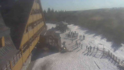 Parkoviště a hlavní vchod