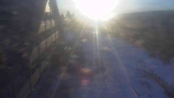 Parkoviště a hlavní vchod