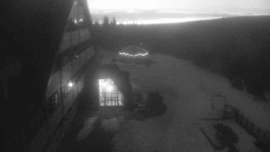 Sporthotel Kurzovní - Parkoviště a hlavní vchod - 8.3.2026 v 05:40 Sporthotel Kurzovní - Parkoviště a hlavní vchod - 8.3.2026 v 05:40