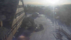 Sporthotel Kurzovní - Parkoviště a hlavní vchod - 8.3.2026 v 07:40 Sporthotel Kurzovní - Parkoviště a hlavní vchod - 8.3.2026 v 07:40