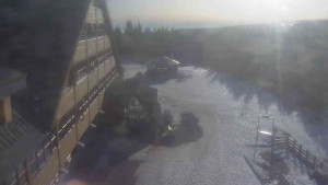 Sporthotel Kurzovní - Parkoviště a hlavní vchod - 8.3.2026 v 08:05 Sporthotel Kurzovní - Parkoviště a hlavní vchod - 8.3.2026 v 08:05