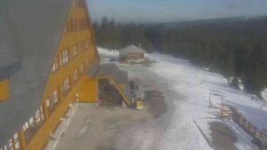 Sporthotel Kurzovní - Parkoviště a hlavní vchod - 8.3.2026 v 15:35 Sporthotel Kurzovní - Parkoviště a hlavní vchod - 8.3.2026 v 15:35