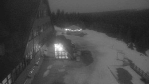 Sporthotel Kurzovní - Parkoviště a hlavní vchod - 8.3.2026 v 18:15 Sporthotel Kurzovní - Parkoviště a hlavní vchod - 8.3.2026 v 18:15