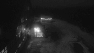 Sporthotel Kurzovní - Parkoviště a hlavní vchod - 8.3.2026 v 18:25 Sporthotel Kurzovní - Parkoviště a hlavní vchod - 8.3.2026 v 18:25