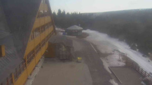 Sporthotel Kurzovní - Parkoviště a hlavní vchod - 14.3.2026 v 10:10 Sporthotel Kurzovní - Parkoviště a hlavní vchod - 14.3.2026 v 10:10