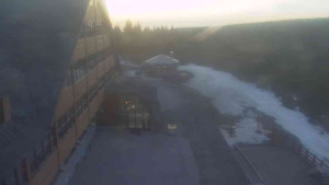 Sporthotel Kurzovní - Parkoviště a hlavní vchod - 15.3.2026 v 06:00 Sporthotel Kurzovní - Parkoviště a hlavní vchod - 15.3.2026 v 06:00