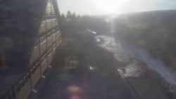 Parkoviště a hlavní vchod