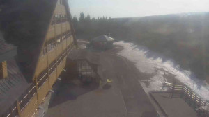 Sporthotel Kurzovní - Parkoviště a hlavní vchod - 15.3.2026 v 08:40 Sporthotel Kurzovní - Parkoviště a hlavní vchod - 15.3.2026 v 08:40