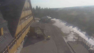 Sporthotel Kurzovní - Parkoviště a hlavní vchod - 15.3.2026 v 08:50 Sporthotel Kurzovní - Parkoviště a hlavní vchod - 15.3.2026 v 08:50