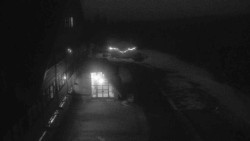 Parkoviště a hlavní vchod