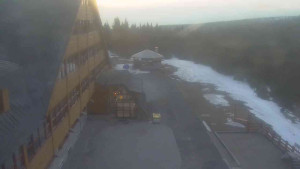 Sporthotel Kurzovní - Parkoviště a hlavní vchod - 24.3.2026 v 05:45 Sporthotel Kurzovní - Parkoviště a hlavní vchod - 24.3.2026 v 05:45