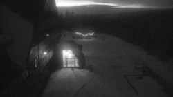 Parkoviště a hlavní vchod