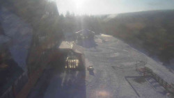 Parkoviště a hlavní vchod