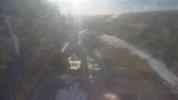 Parkoviště a hlavní vchod