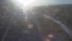 Parkoviště a hlavní vchod